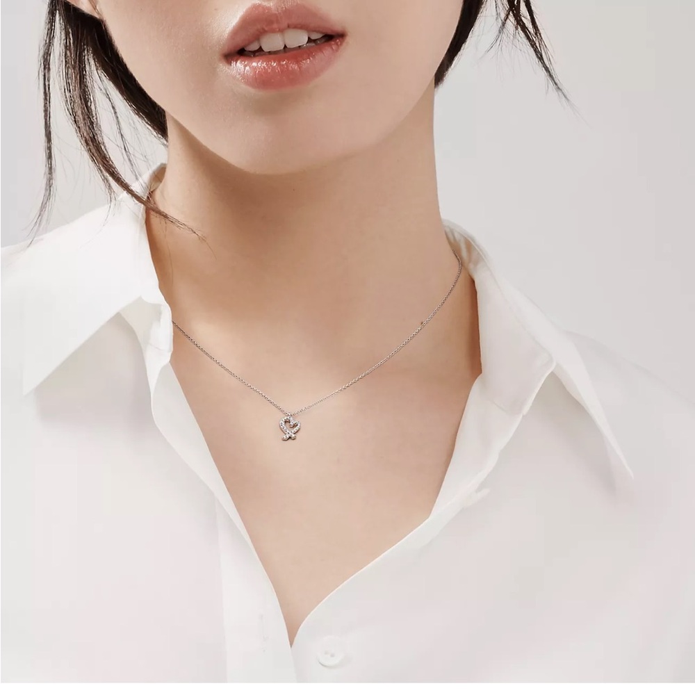 Tiffany & Co. Diamond & 18K Paloma Picasso ‘Loving Heart’ Necklace - Picture 11 of 13